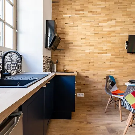 : Plein Coeur De Ville, A 2 Pas Du Tram Apartman